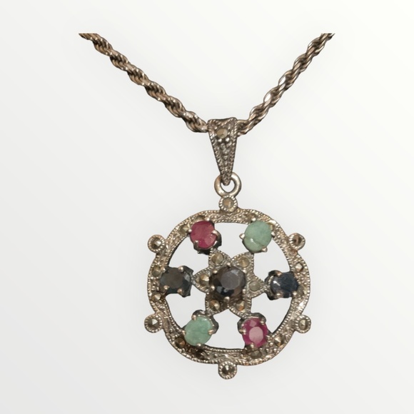 🌺 Vintage 925 Emerald Sapphire & Ruby Marcasite Pendant with 925 Rope Chain - Picture 9 of 13